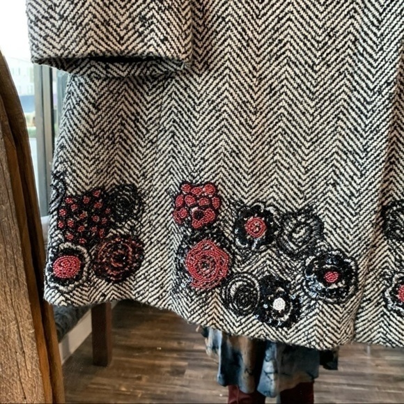 COPY - Embroidered Wool Coat Size XL - Picture 6 of 14